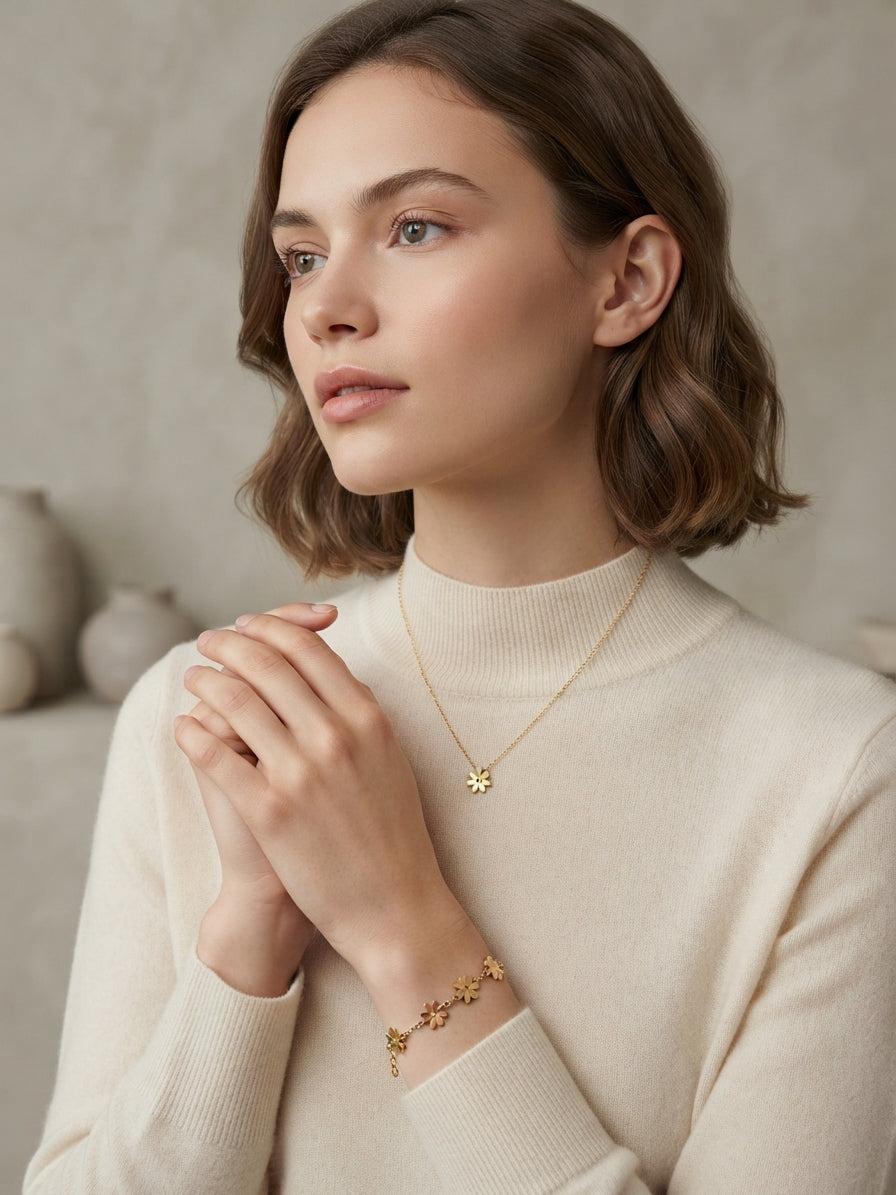 Elegant Floral Necklace & Bracelet Set – Gold Flower Jewelry