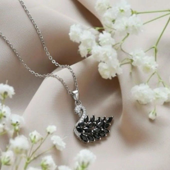 Silver Plated Viral Swan Necklace