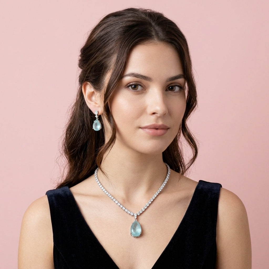 Set de Collar con Colgante de Circonia en Forma de Lágrima